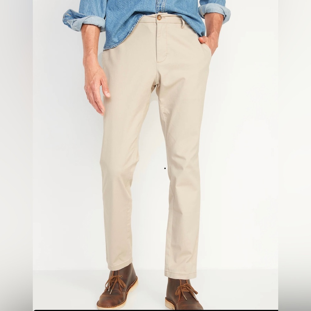 Classic young man’s khakis size 30x32. Straight front athletic taper.